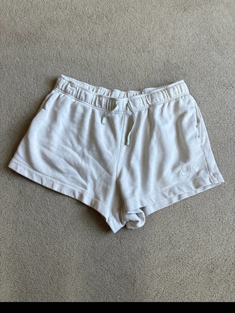 Women’s Nike White Sportswear Phoenix Fleece Shorts | Size L